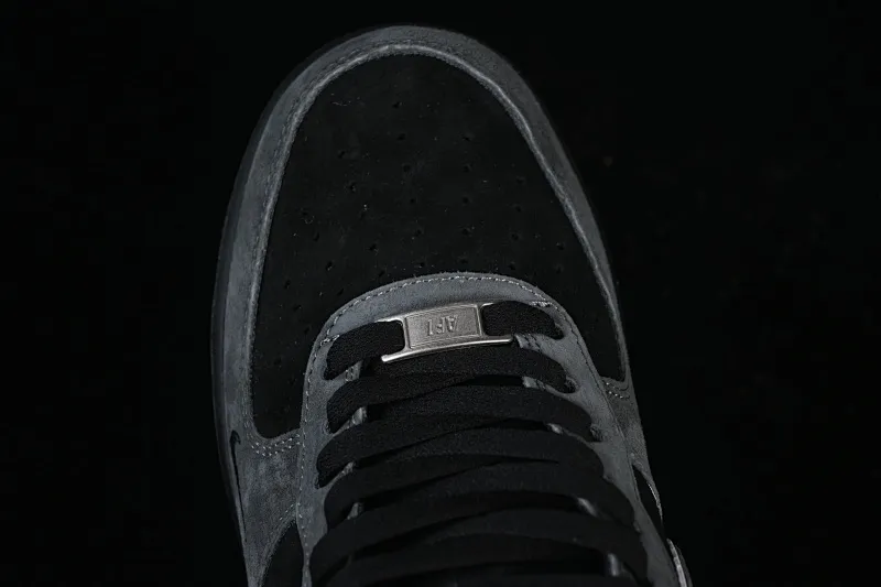 All categories Nk Air Force 1 Air Force series Nk Air Force 1 Low Air Force low-top Nike Air Force 1'07 Low gray and black suede Air Force 1 low-top casual sneakers ZH0316-133